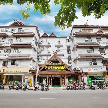 Chiang Roi 7 Days Inn Chiang Mai Buitenkant foto
