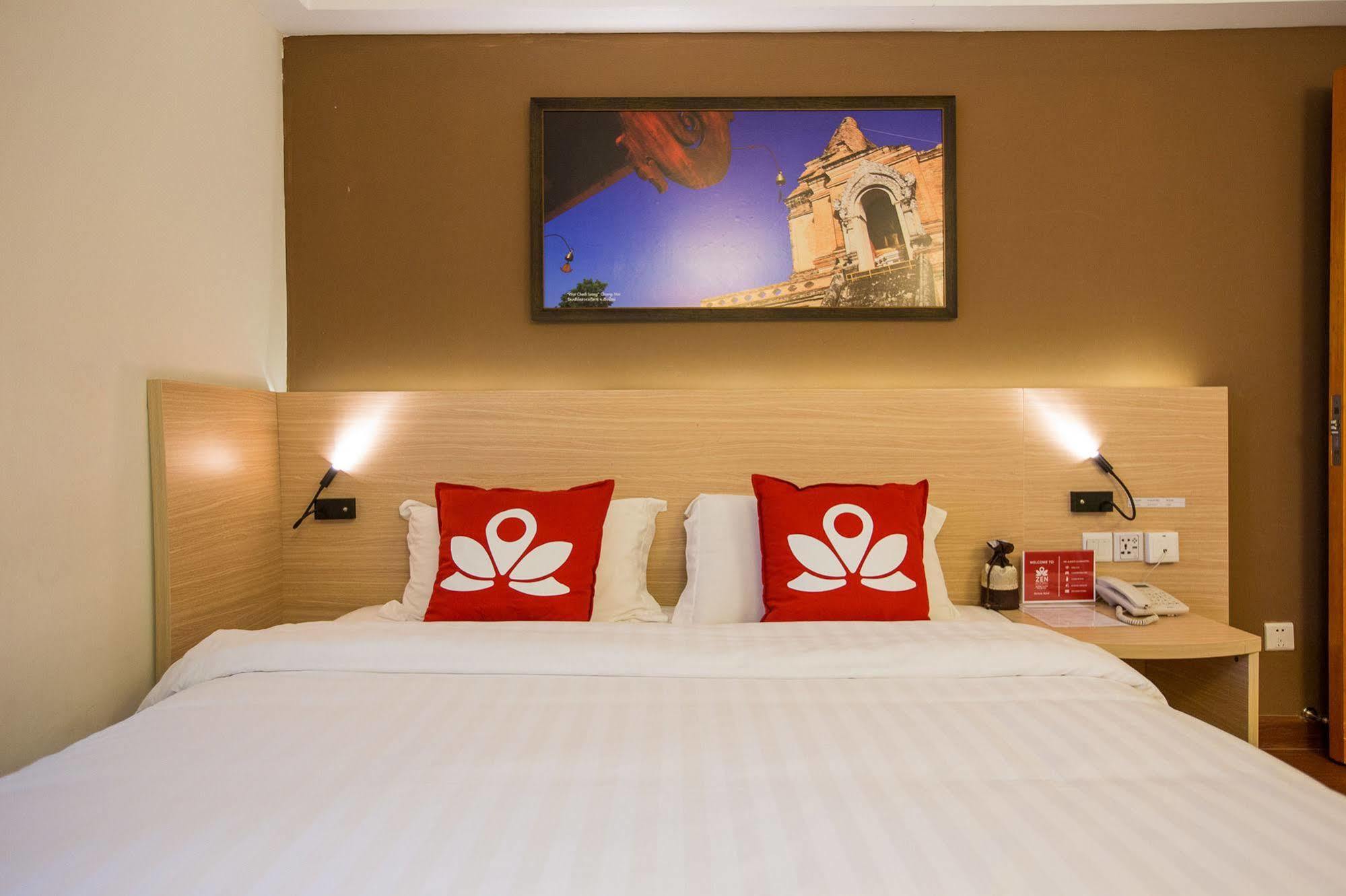 Chiang Roi 7 Days Inn Chiang Mai Buitenkant foto